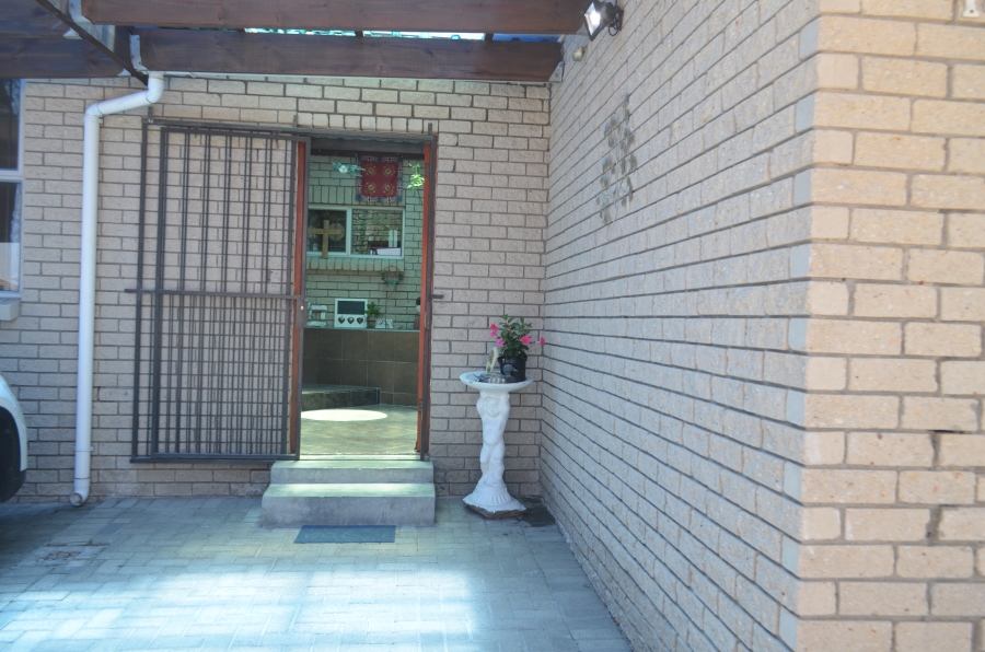 3 Bedroom Property for Sale in Jagtershof Western Cape